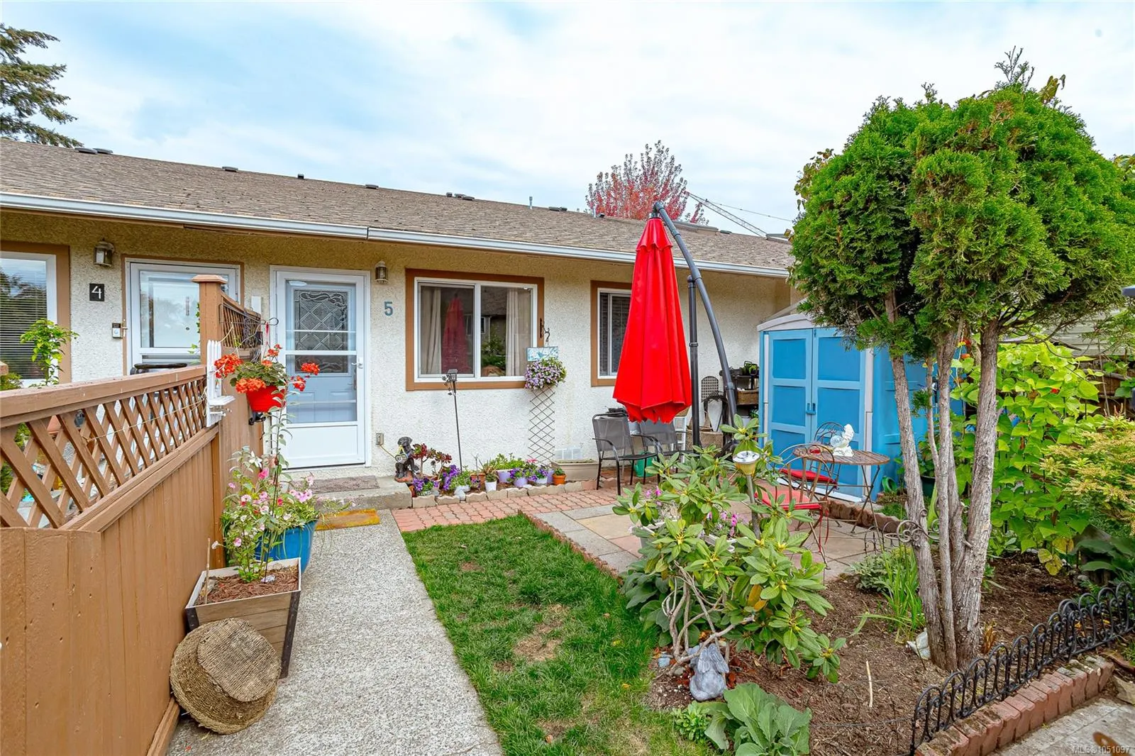 974 Dunford Ave