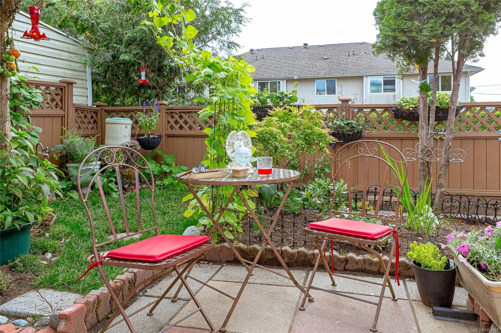 974 Dunford Ave