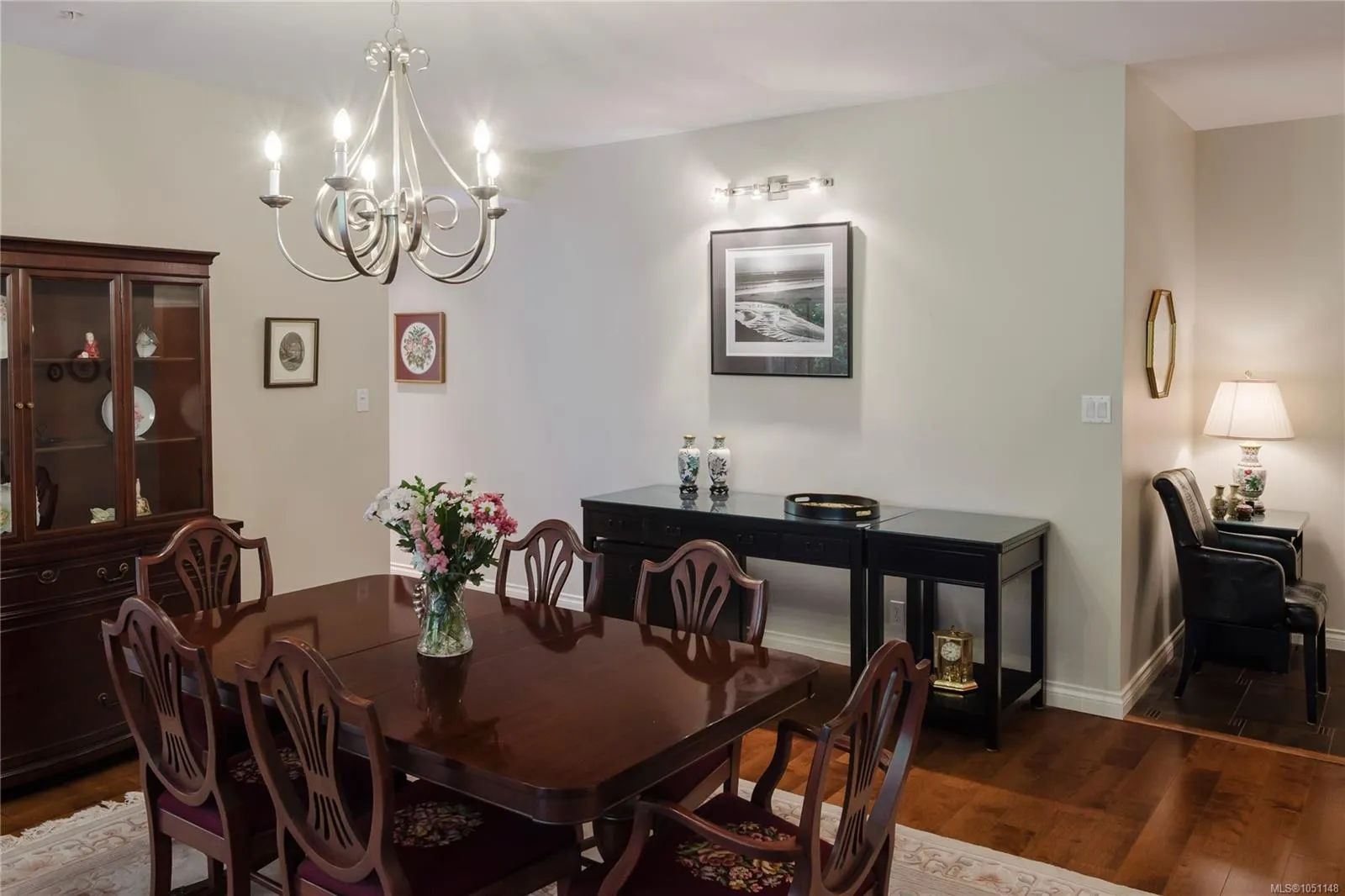 5329 Cordova Bay Rd