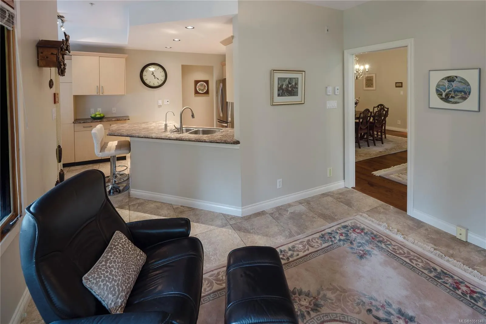 5329 Cordova Bay Rd