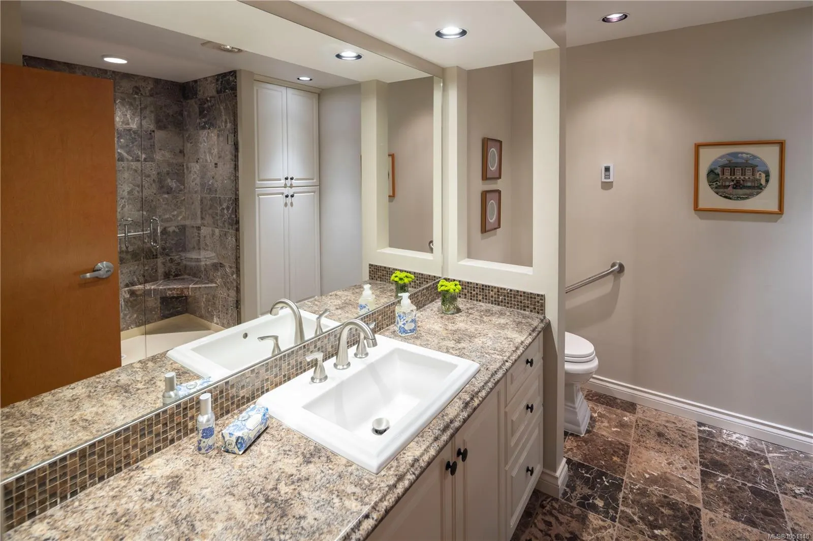 5329 Cordova Bay Rd
