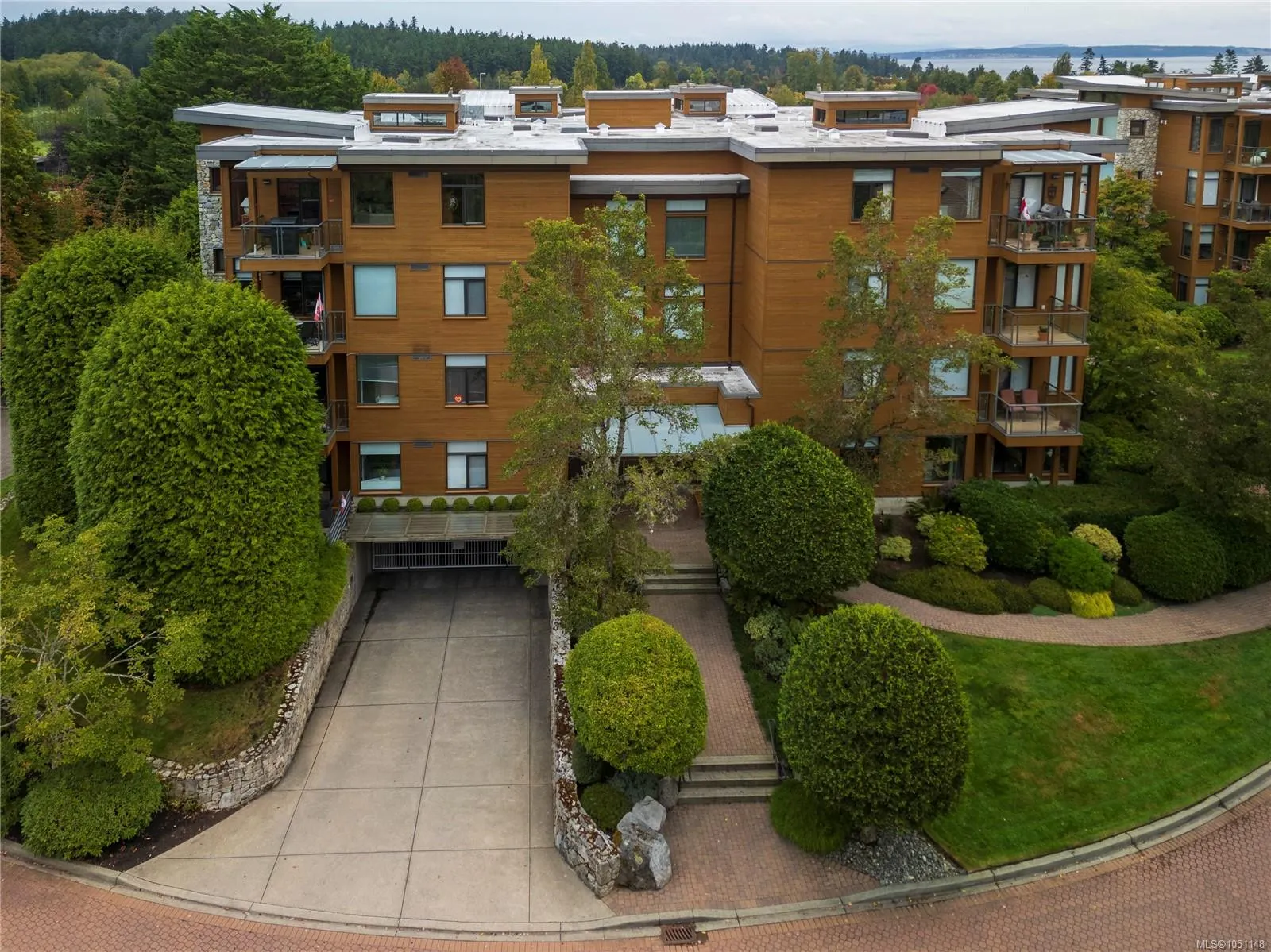 5329 Cordova Bay Rd