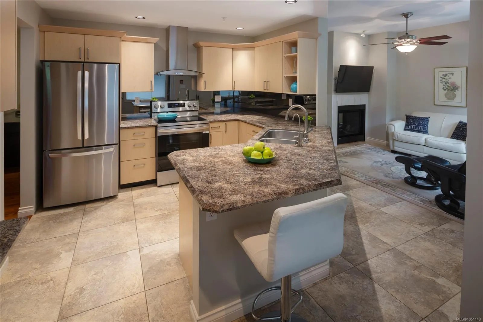 5329 Cordova Bay Rd