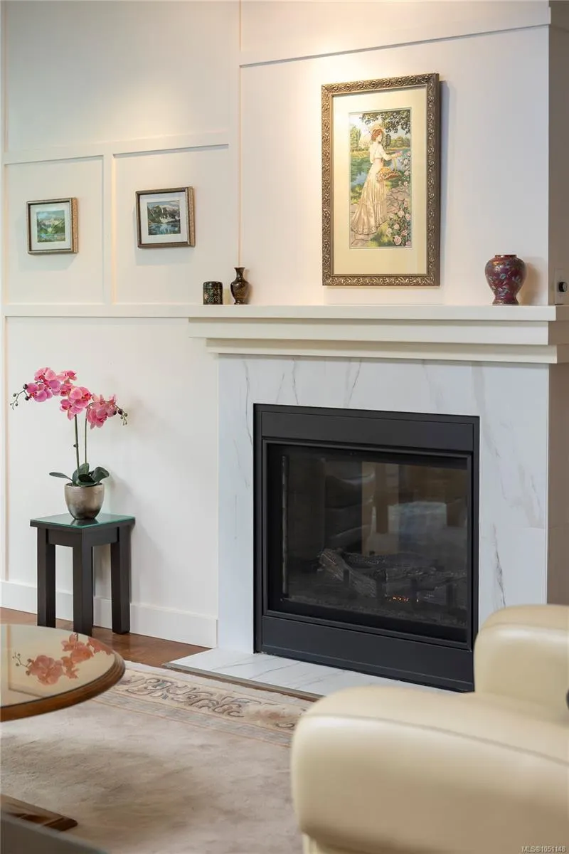 5329 Cordova Bay Rd