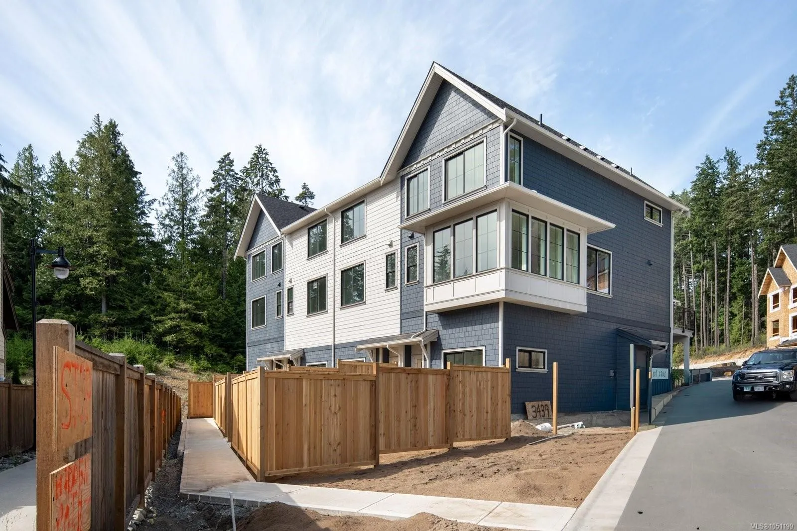 3439 Trumpeter St