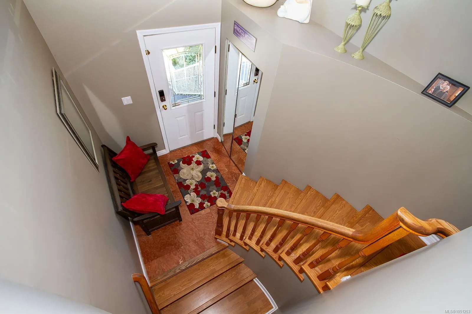 709 Luscombe Pl