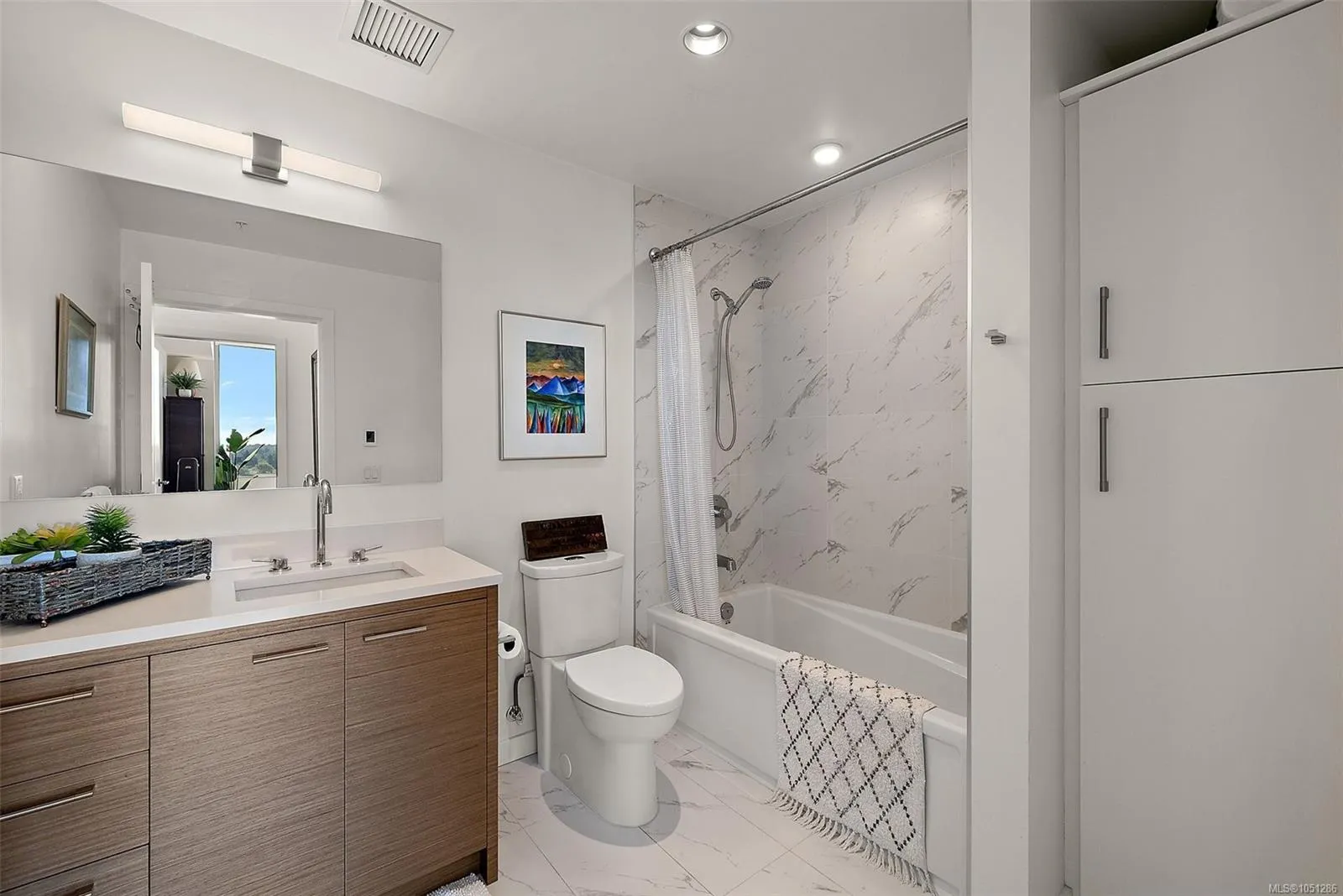 4011 Rainbow Hill Lane