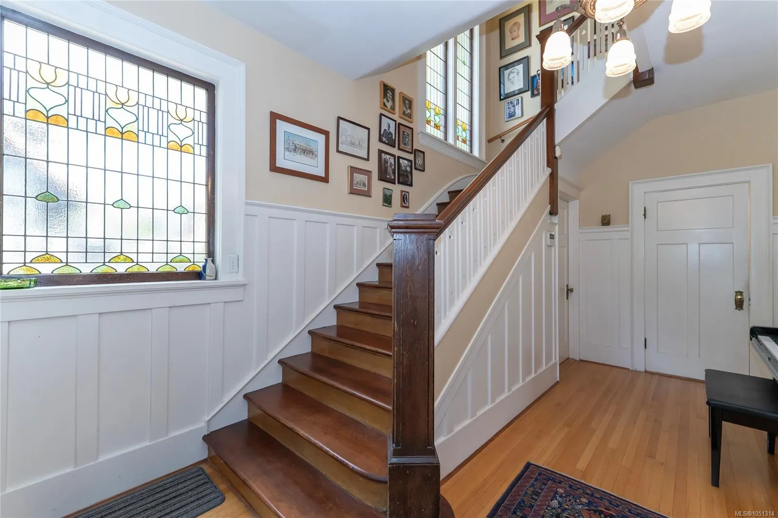 1377 Rockland Ave