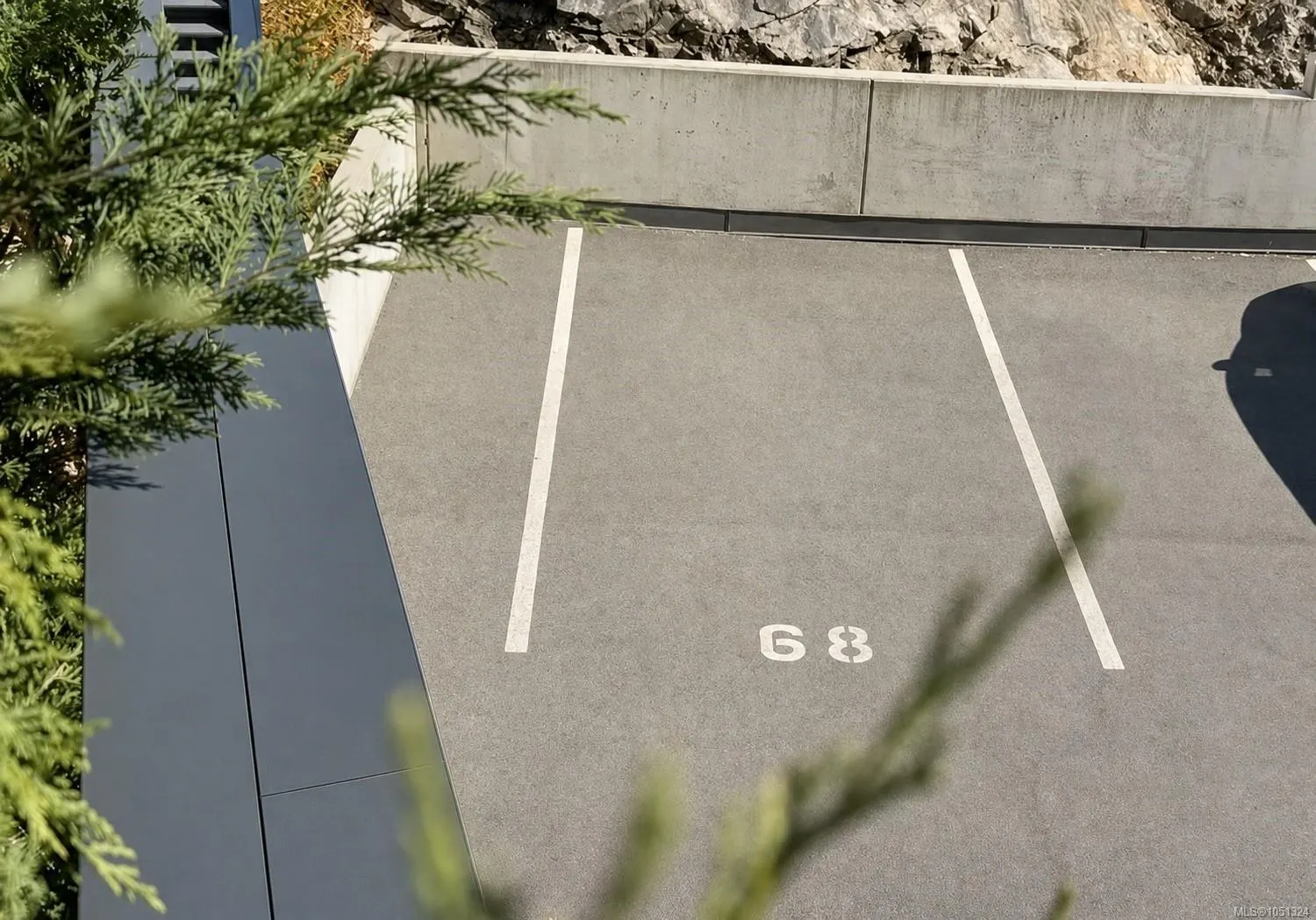 958 Pharoah Mews