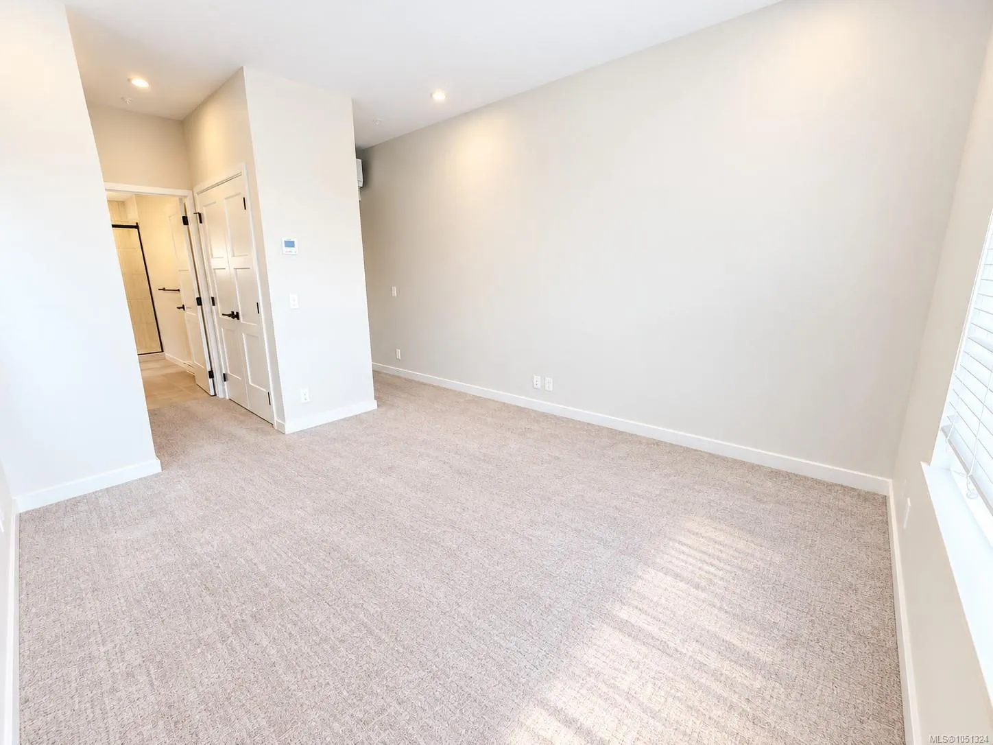 958 Pharoah Mews