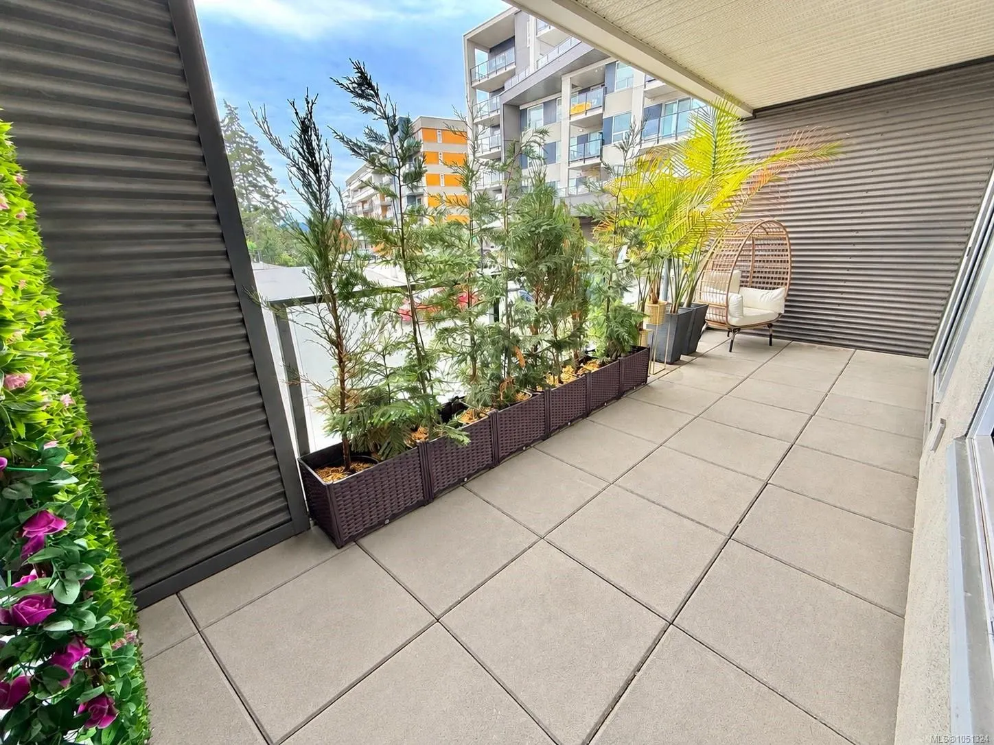 958 Pharoah Mews