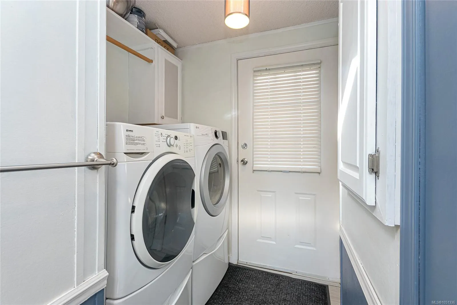 7583 Central Saanich Rd
