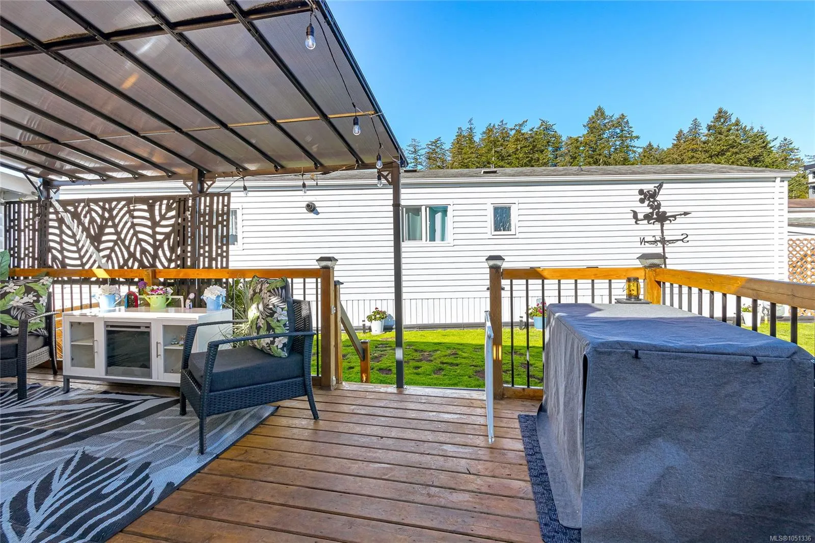 7583 Central Saanich Rd