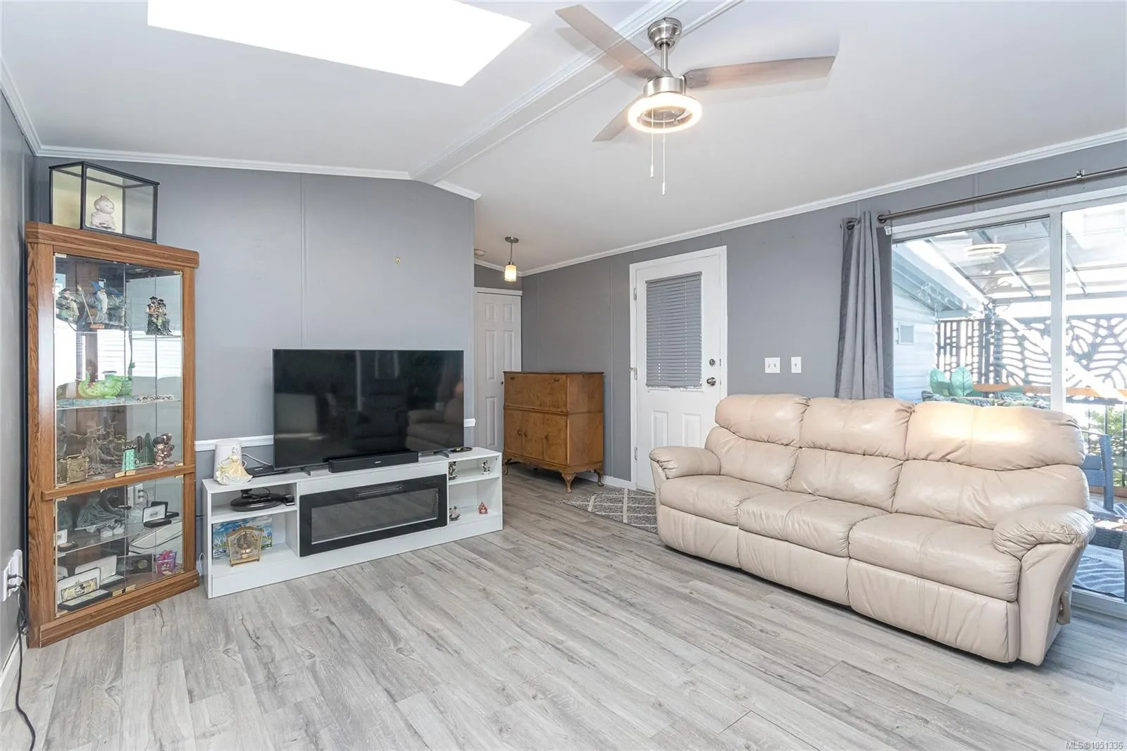 7583 Central Saanich Rd
