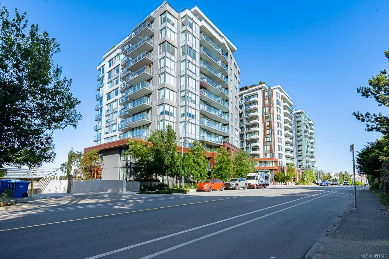 369 Tyee Rd