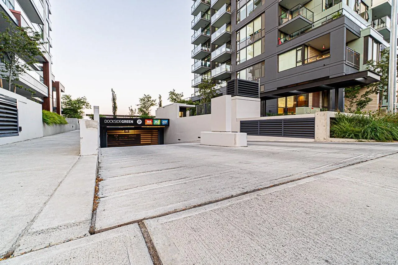 369 Tyee Rd