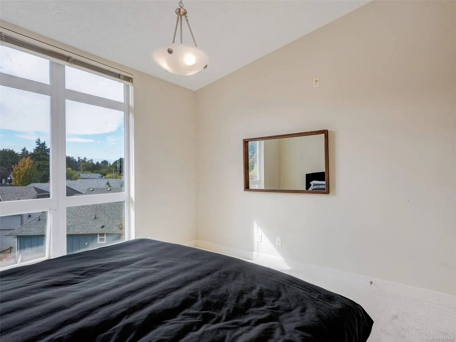 1156 Colville Rd
