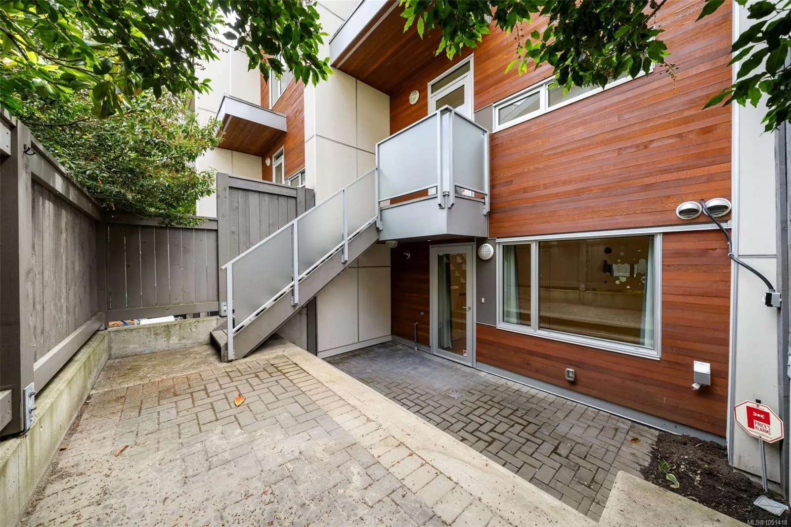 2830 Irma St
