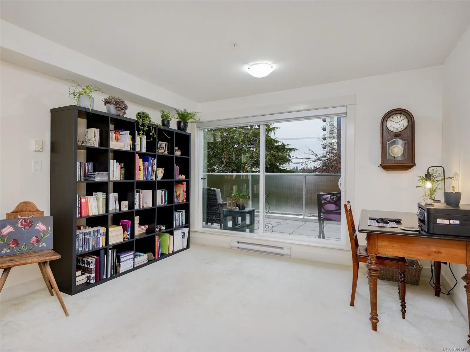 1315 Esquimalt Rd