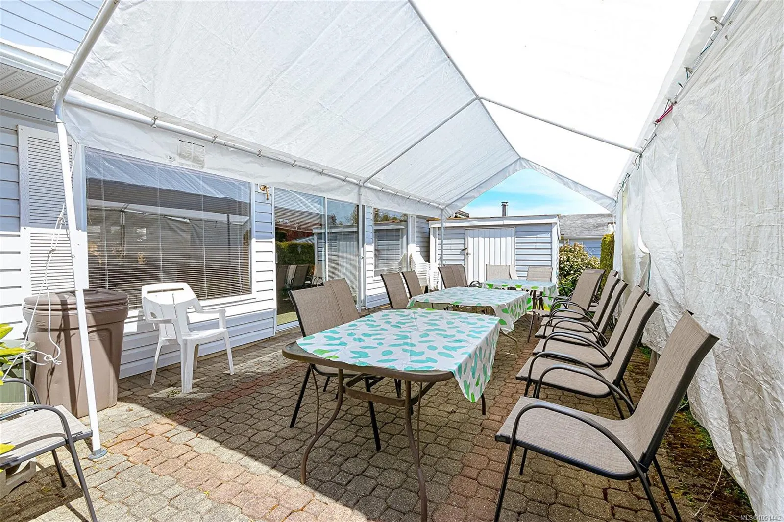 7583 Central Saanich Rd