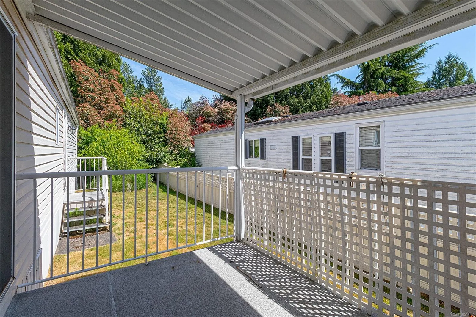 7583 Central Saanich Rd