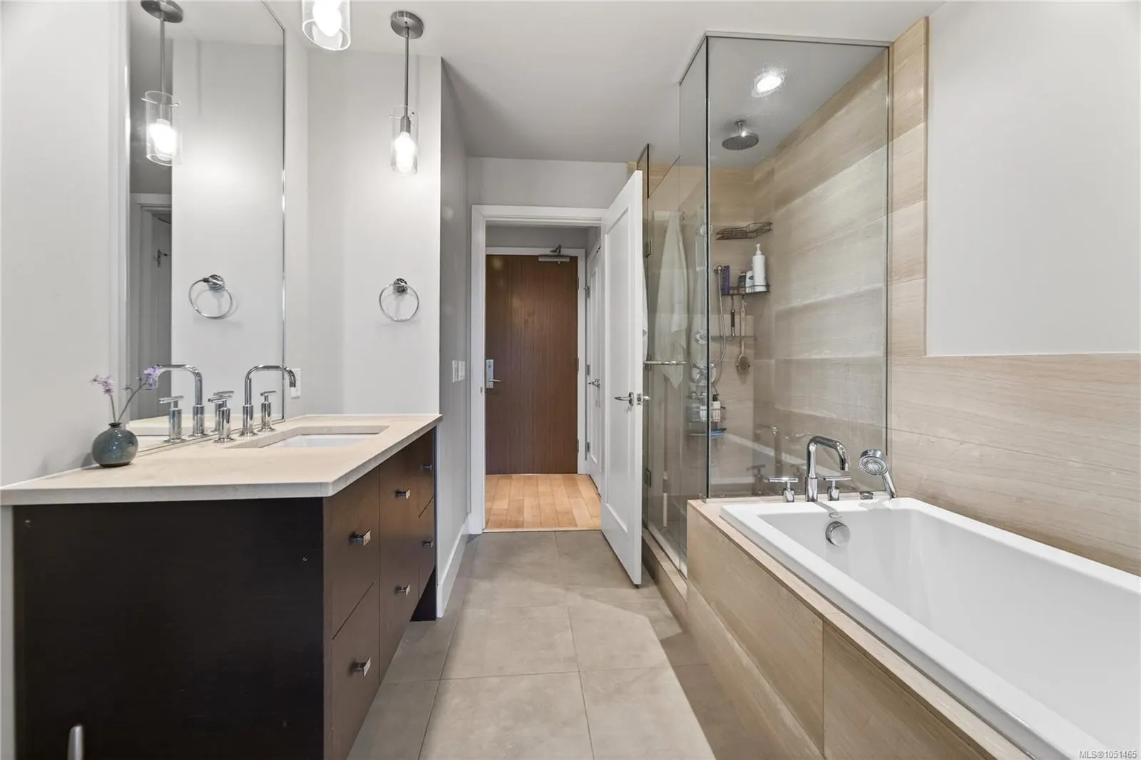 3223 Selleck Way