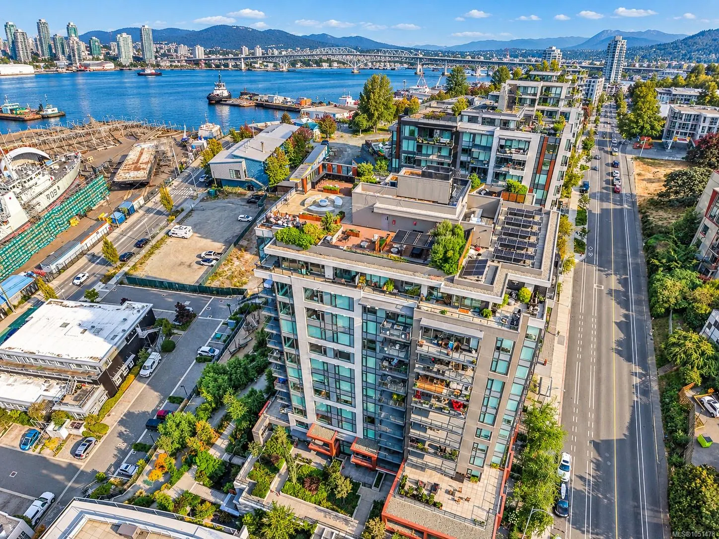 369 Tyee Rd