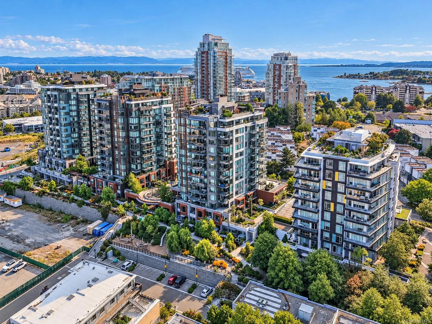 369 Tyee Rd