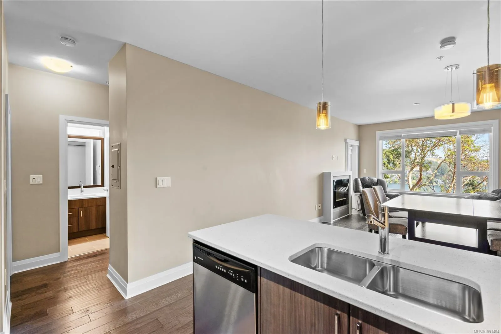 1145 Sikorsky Rd