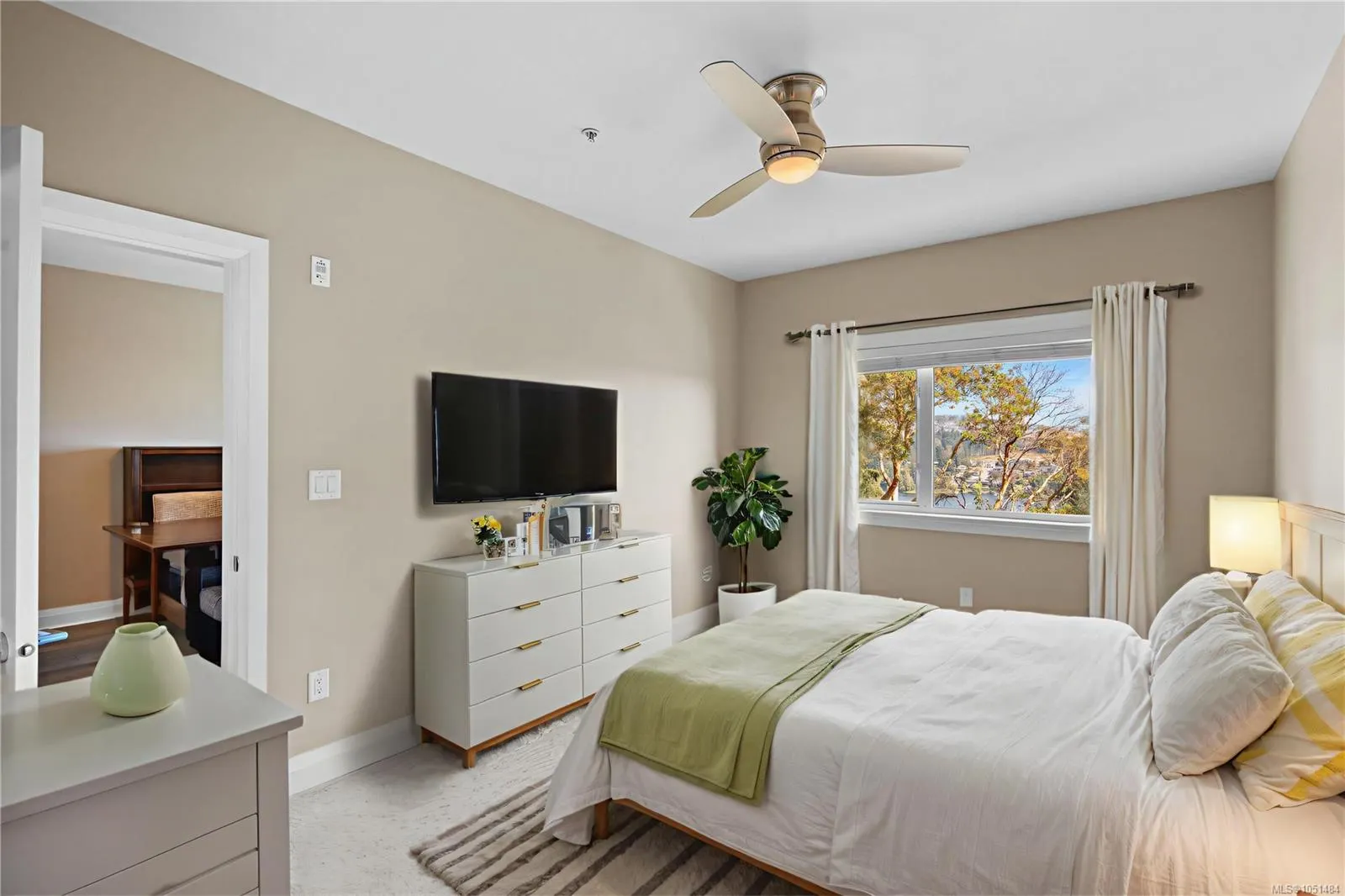 1145 Sikorsky Rd