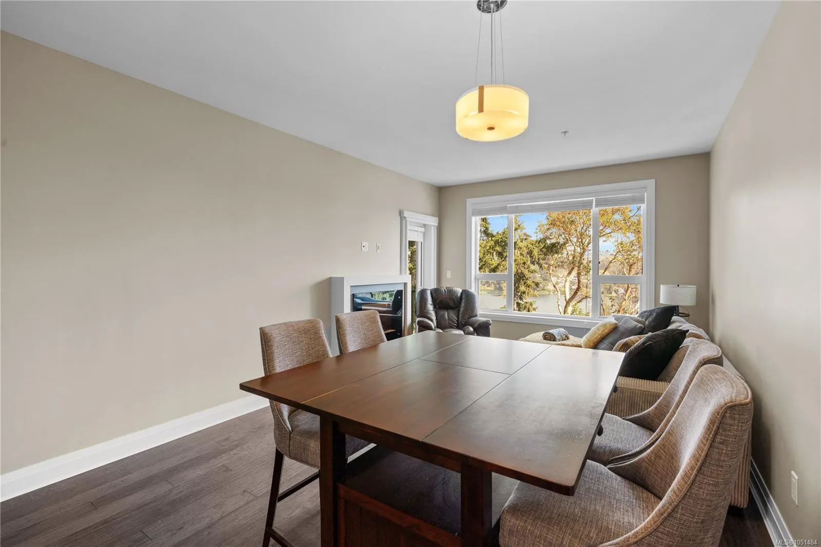 1145 Sikorsky Rd