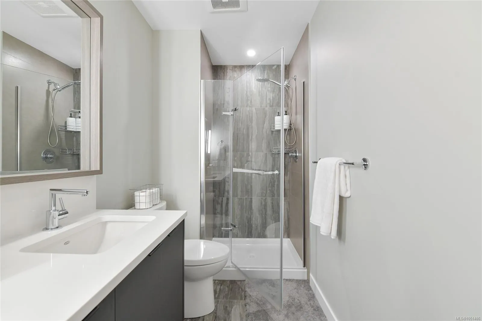 967 Whirlaway Cres