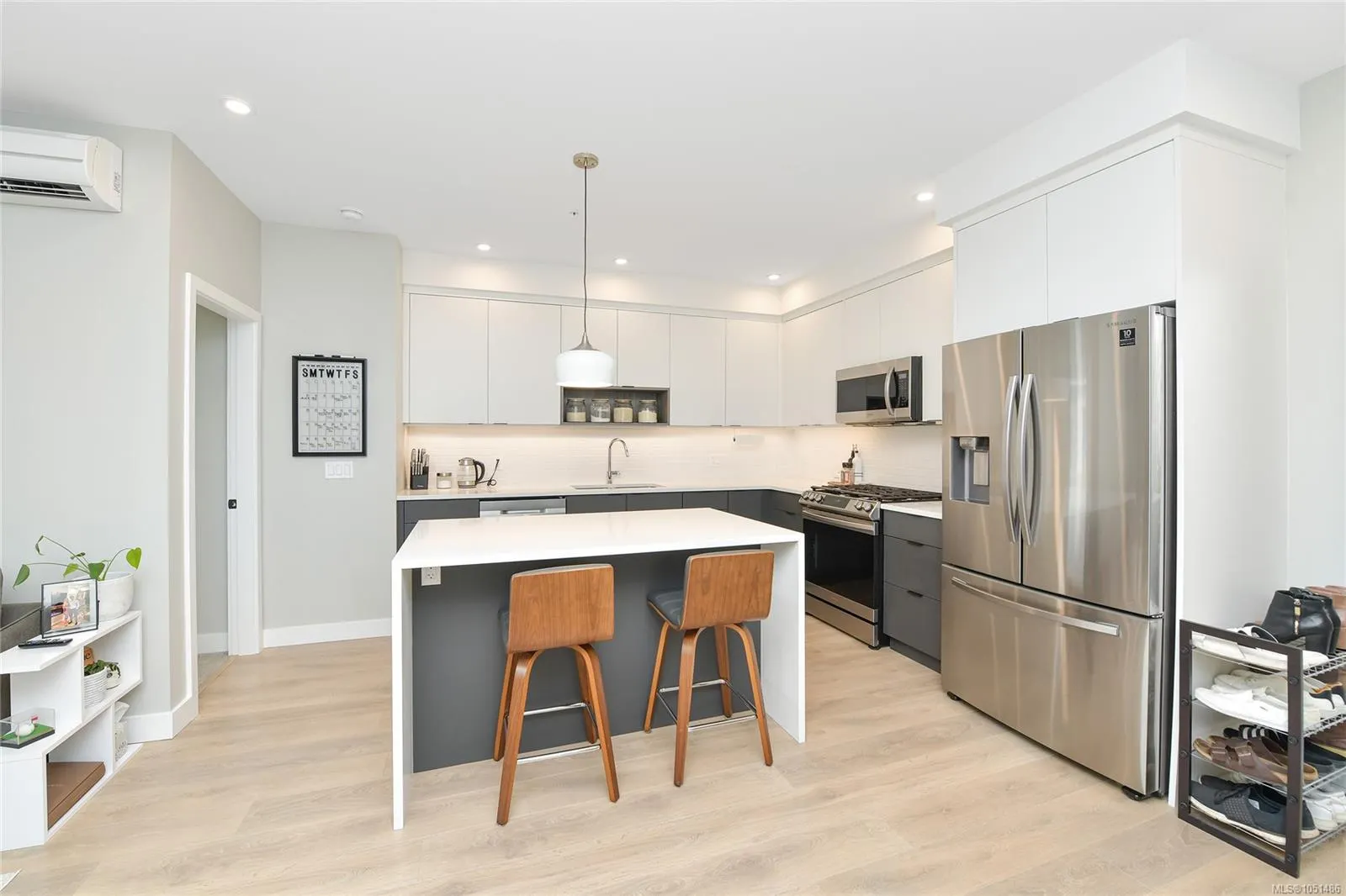 967 Whirlaway Cres