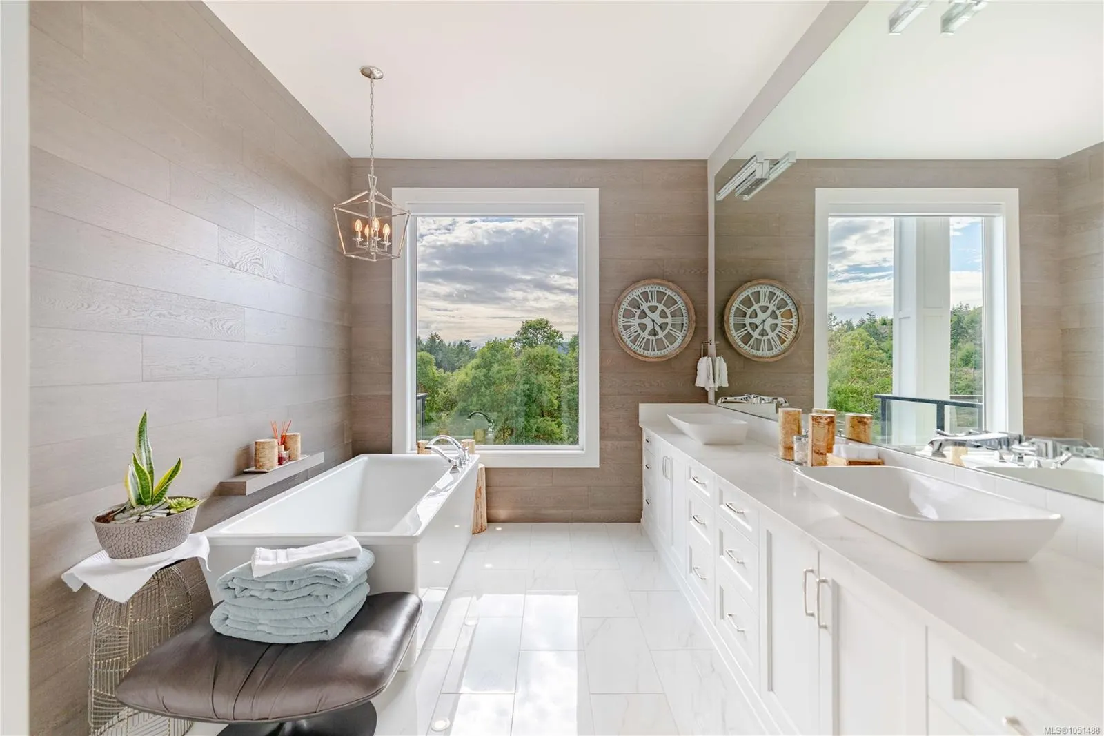 2230 Compass Pointe Pl
