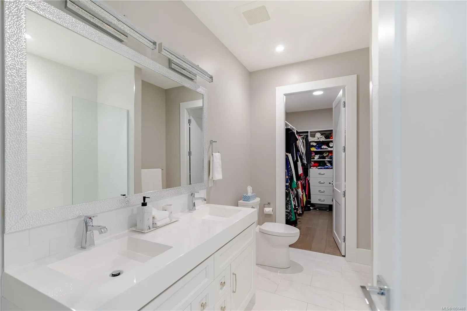 2230 Compass Pointe Pl