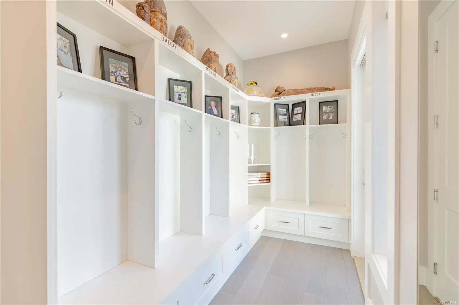 2230 Compass Pointe Pl