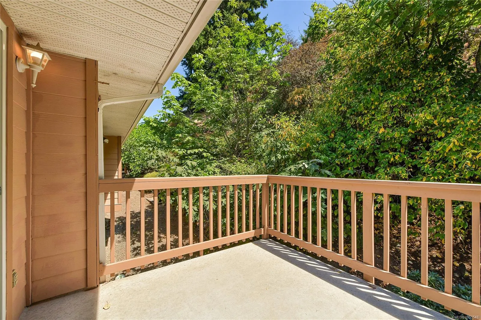 585 HANSEN Ave