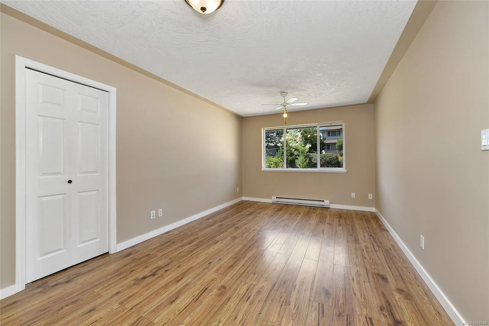 585 HANSEN Ave