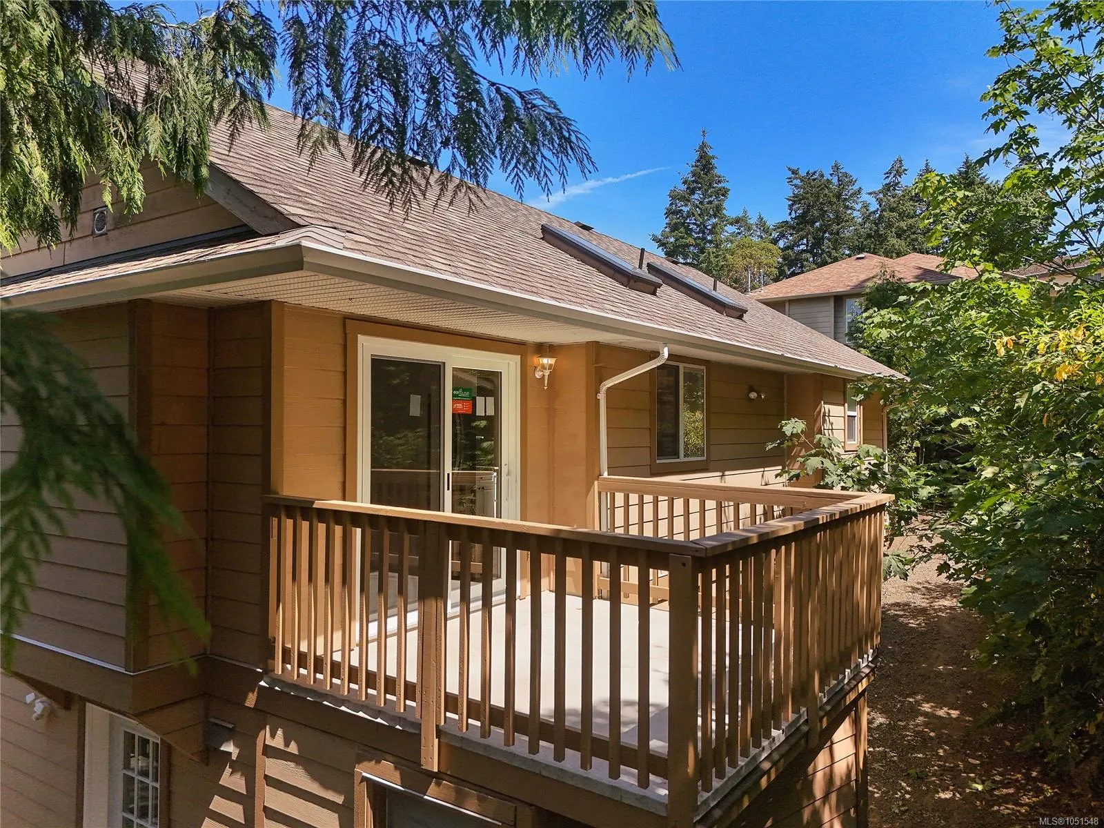 585 HANSEN Ave