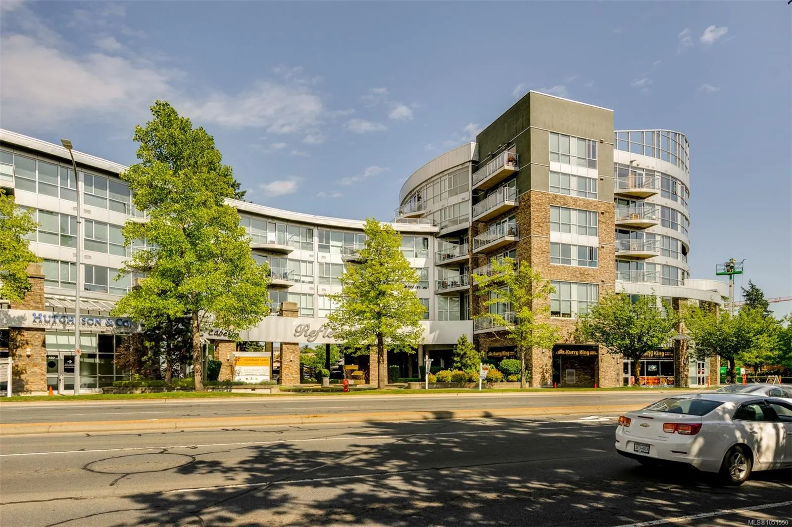 2745 Veterans Memorial Pkwy
