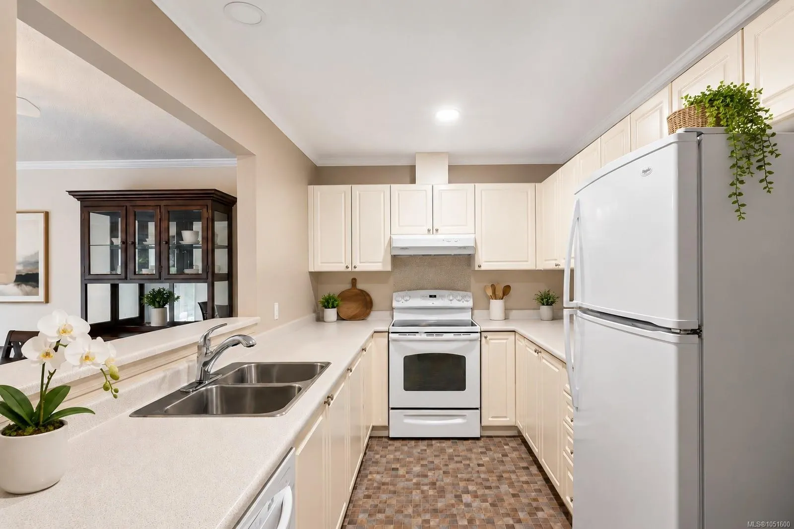 2245 James White Blvd