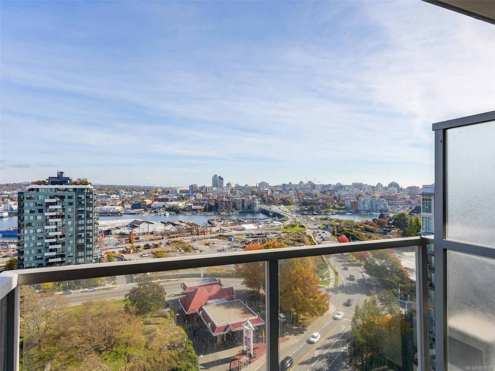 83 Saghalie Rd