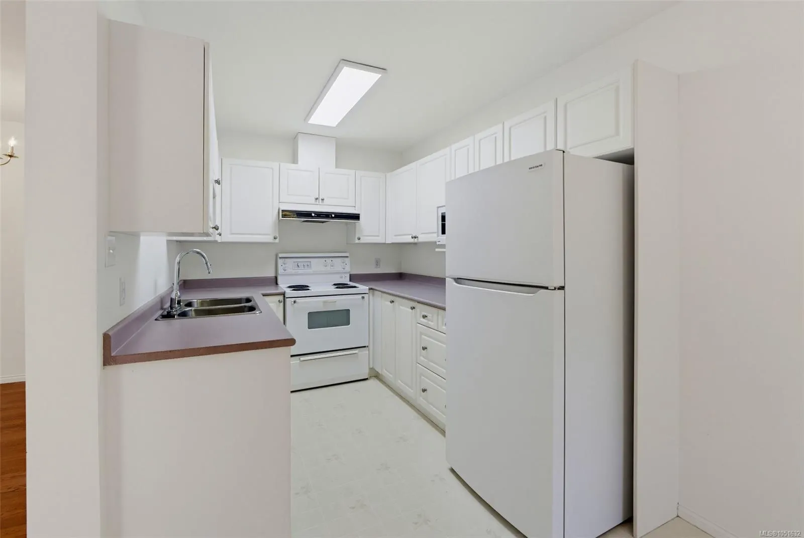 1710 Fort St