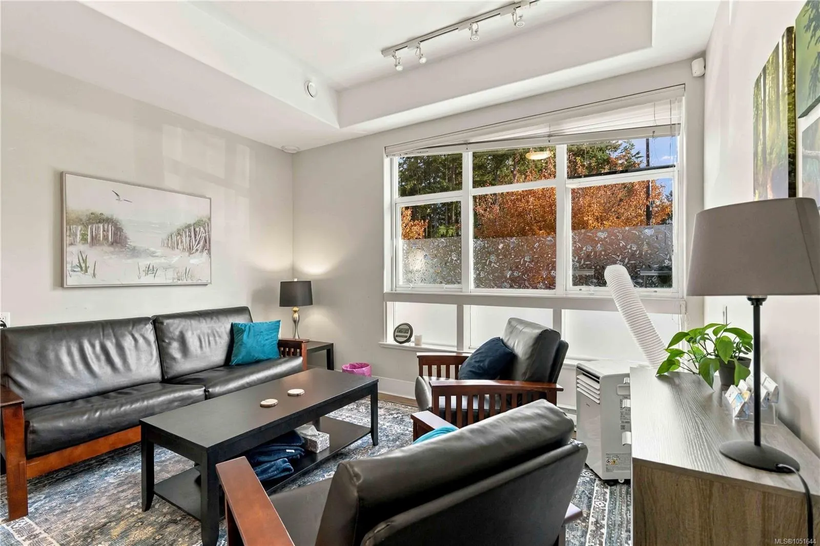2220 Sooke Rd
