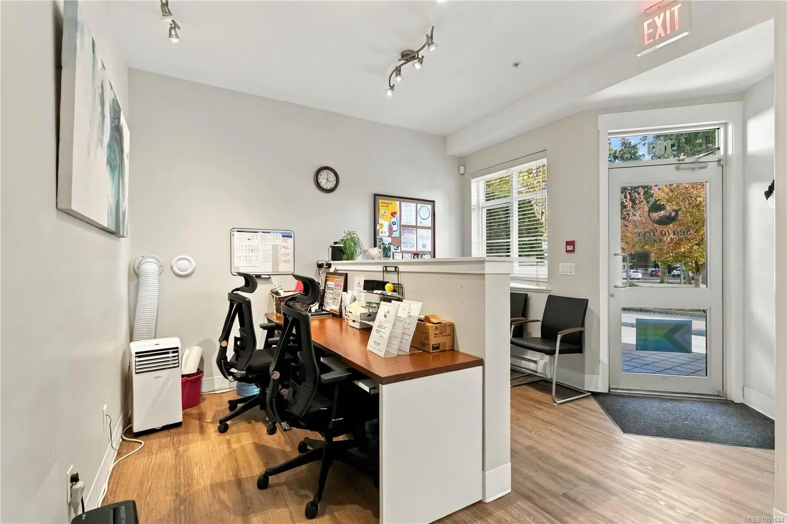 2220 Sooke Rd