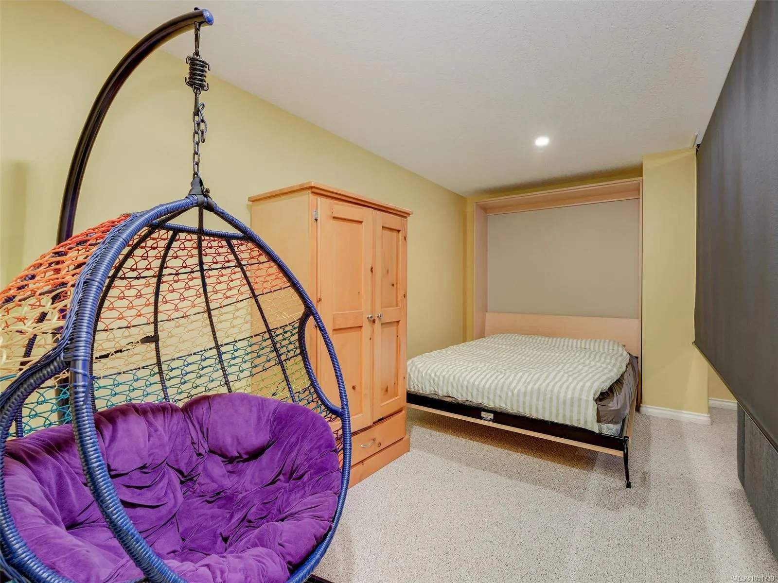 75 Songhees Rd