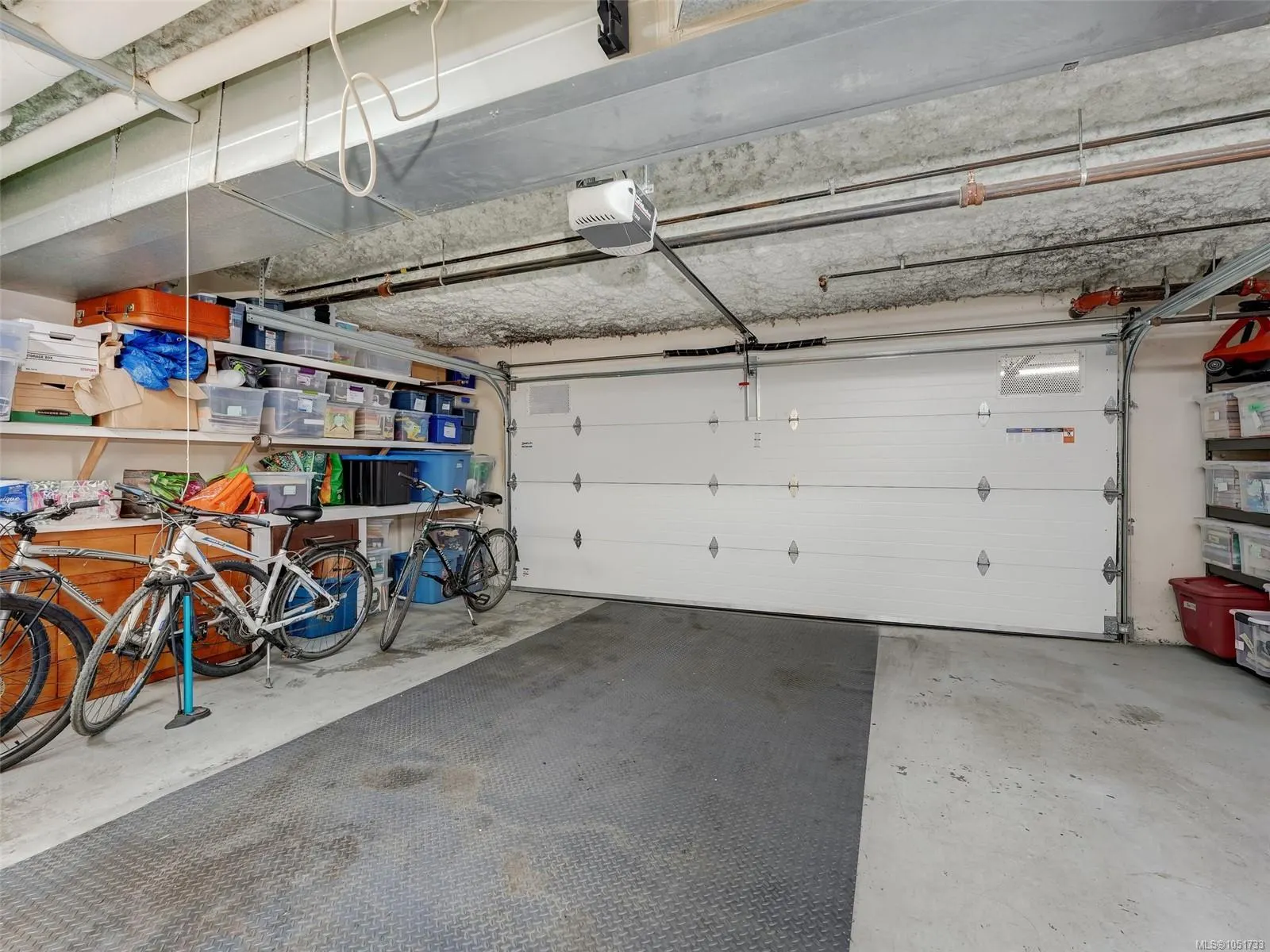 75 Songhees Rd