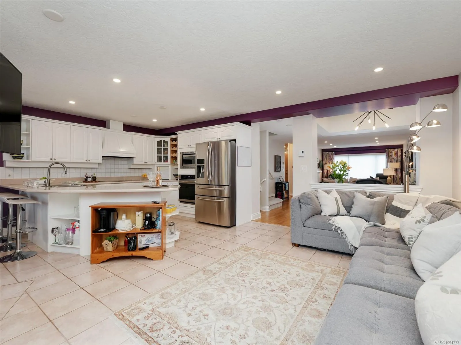 75 Songhees Rd