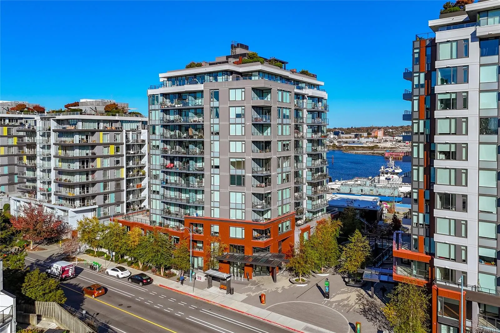 369 Tyee Rd