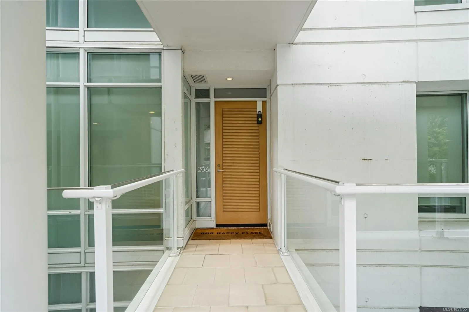 68 Songhees Rd